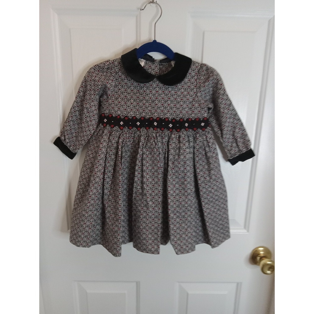 Sarah Louise (England) Hands mocked Black Velvet Collar Floral Print Size‎ 18 MS